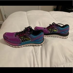 Brooks Glycerin 12 size 6 Women’s running shoes